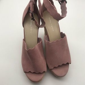 MARC FISHER Pink Haya Scallop Ankle Strap Wedge 9M